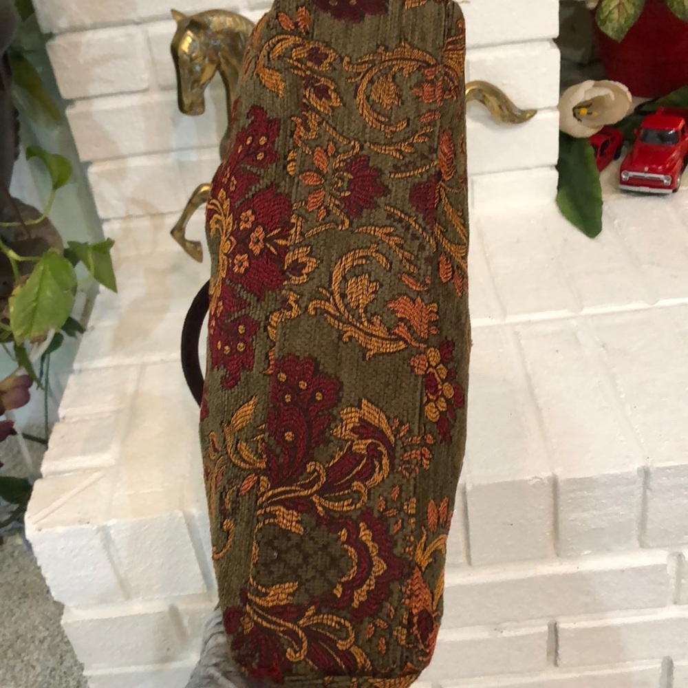 Nice embroidery Old Navy satchel - Picture 4 of 11